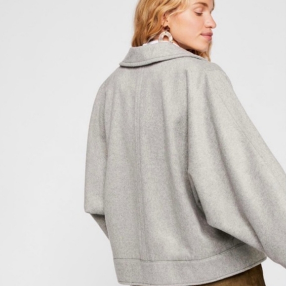 NWT Free People Bella Dolman Wool Gray Oversized Button Pea Jacket Size Large - Picture 2 of 7